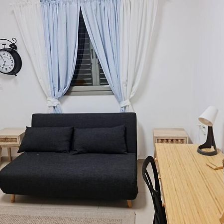 Апартаменты מרחק נגיעה בתקווה Petach Tikva Экстерьер фото