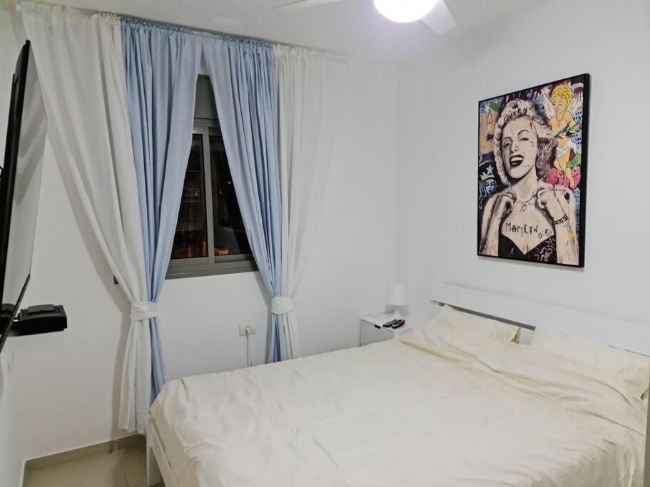 Апартаменты מרחק נגיעה בתקווה Petach Tikva Экстерьер фото